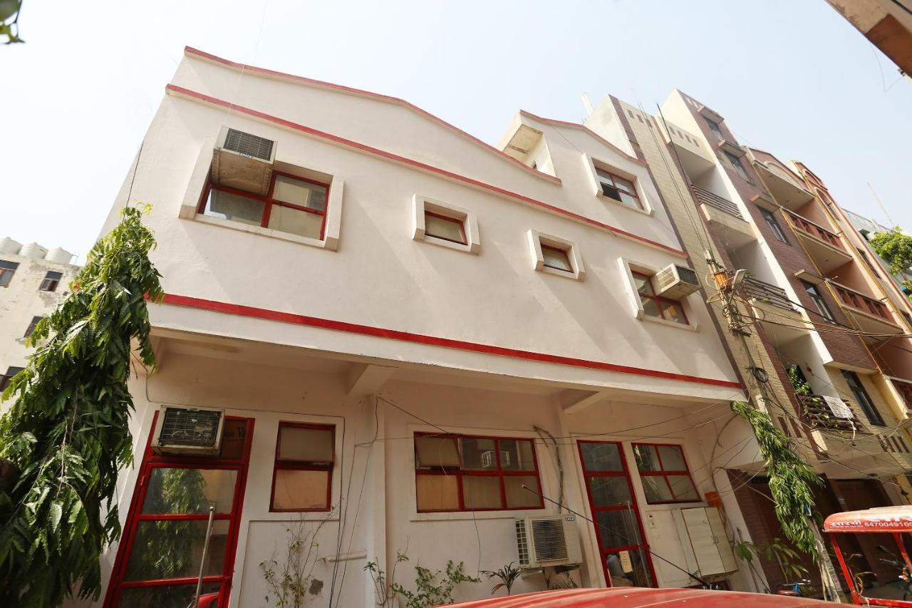 OYO 8253 Golden Heights Hotel New Delhi Eksteriør billede